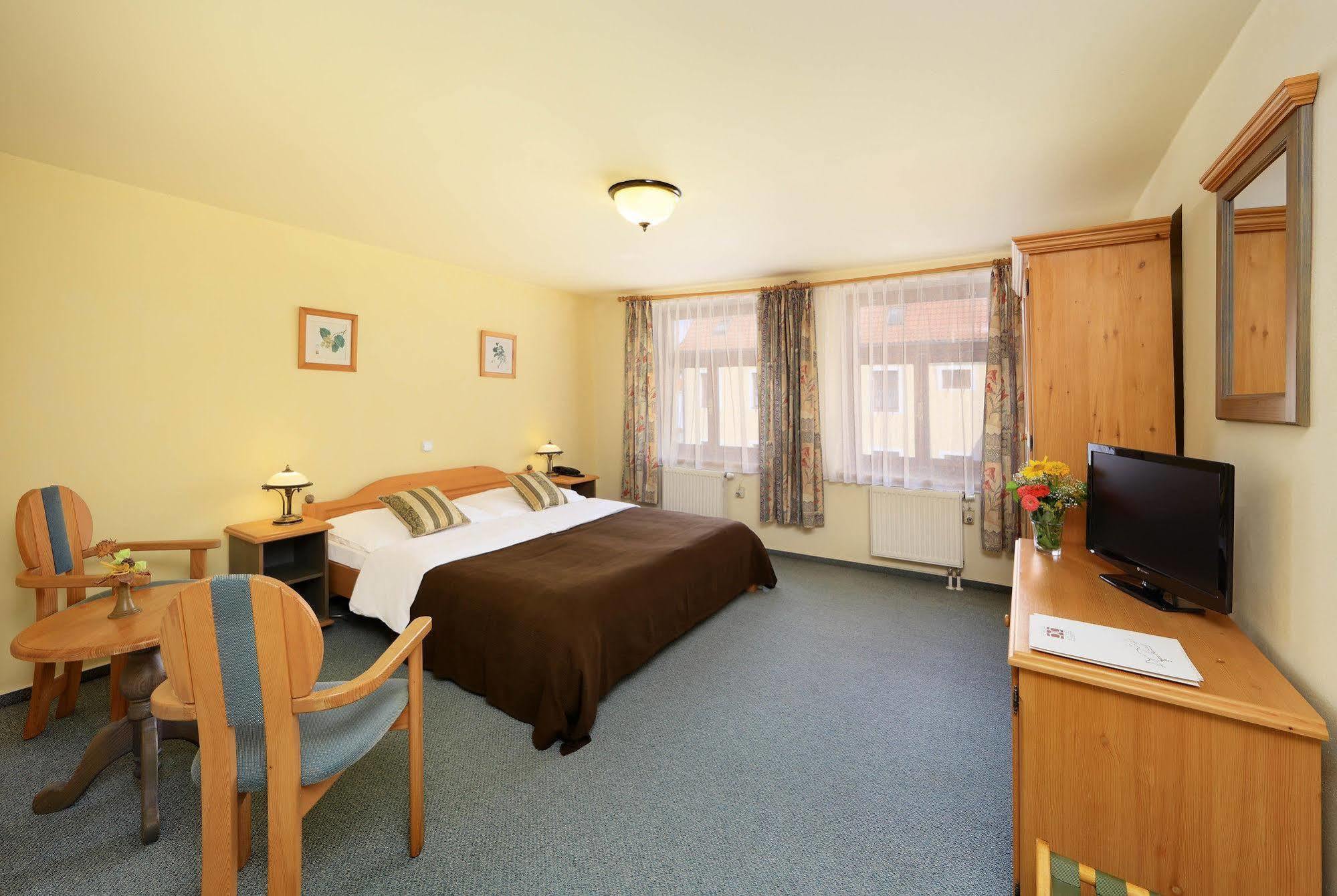 Bechyně Hotel Panska מראה חיצוני תמונה